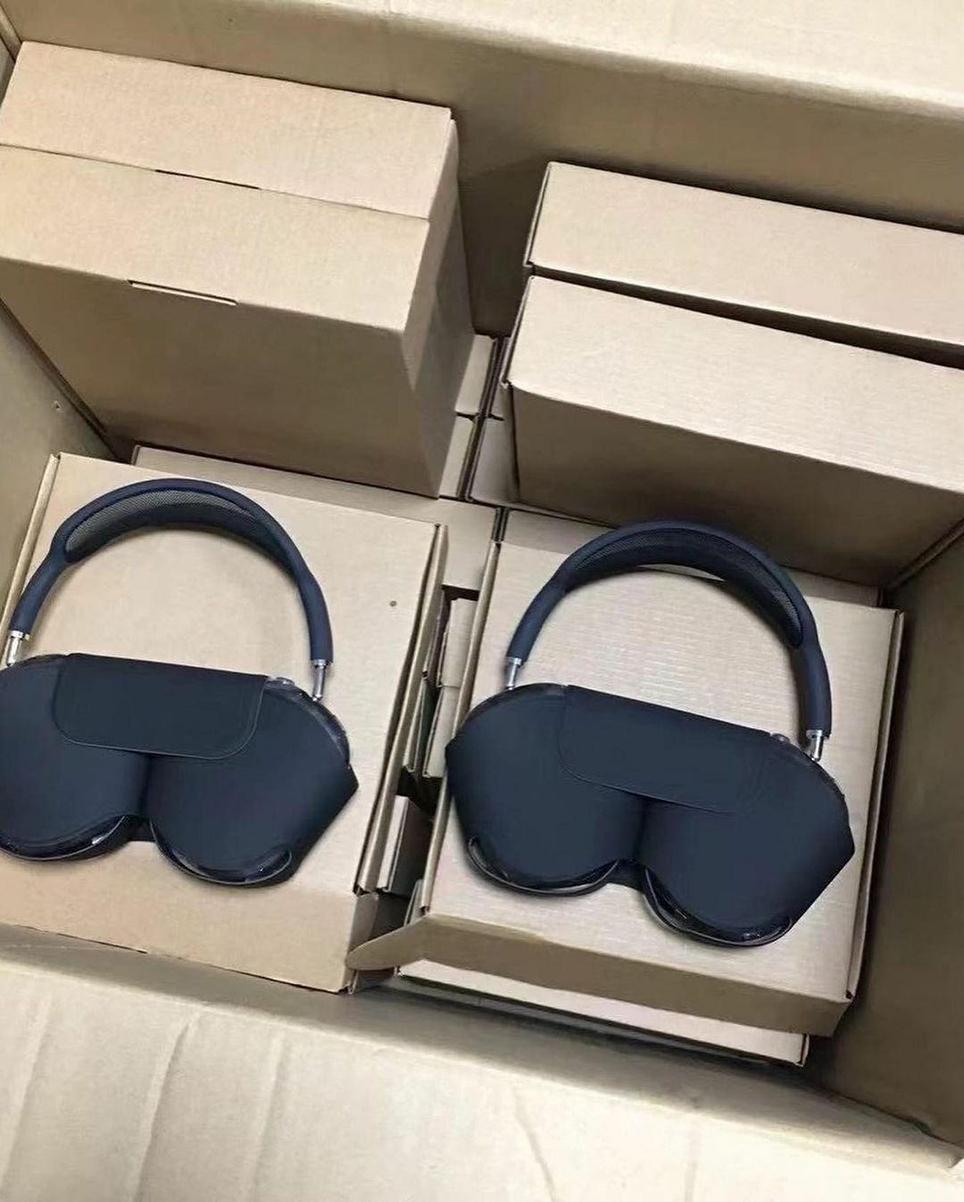 Airpods max Pallet For Sale1 Airpods max Pallet For Sale1