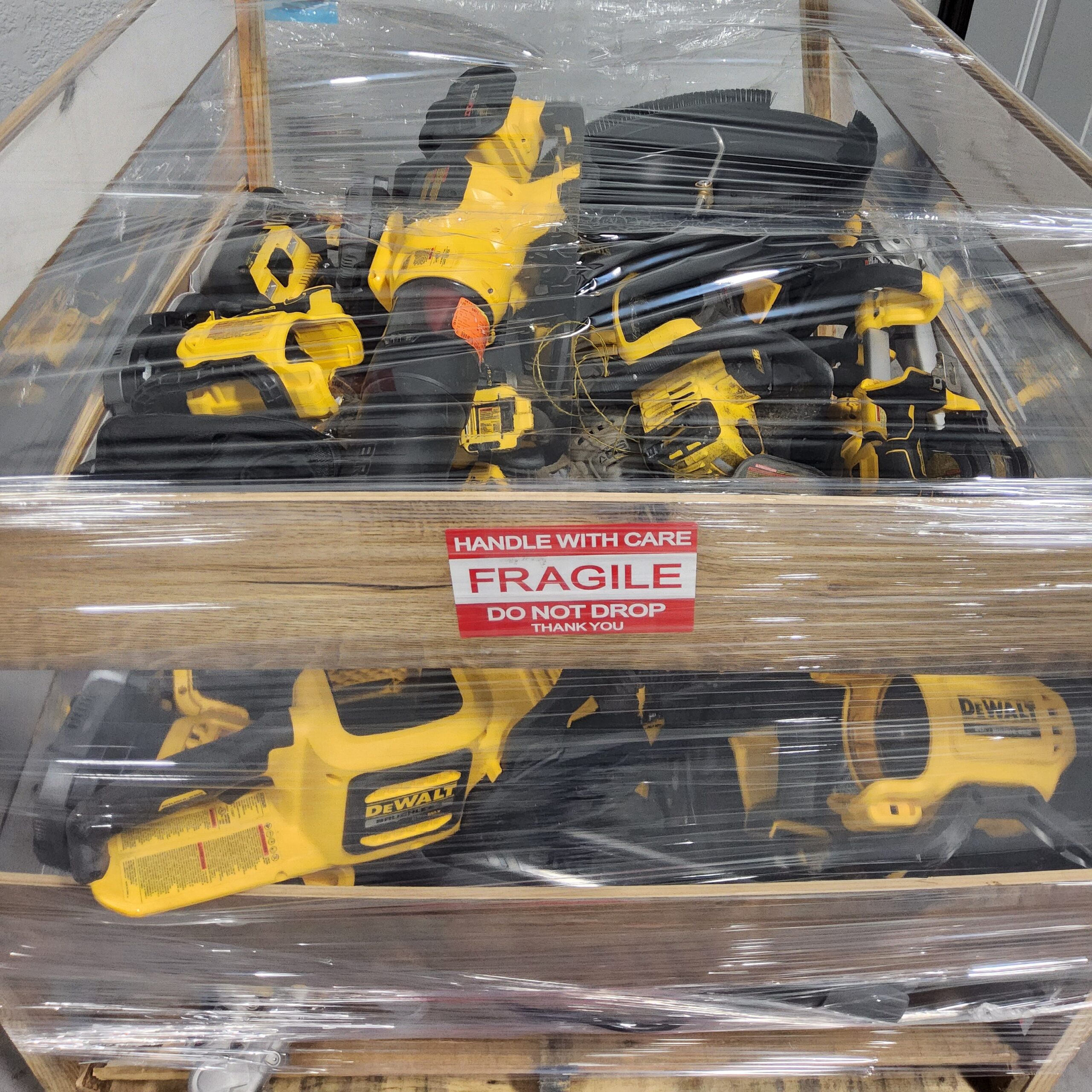 DEWALT LOOSE TOOL PALLE