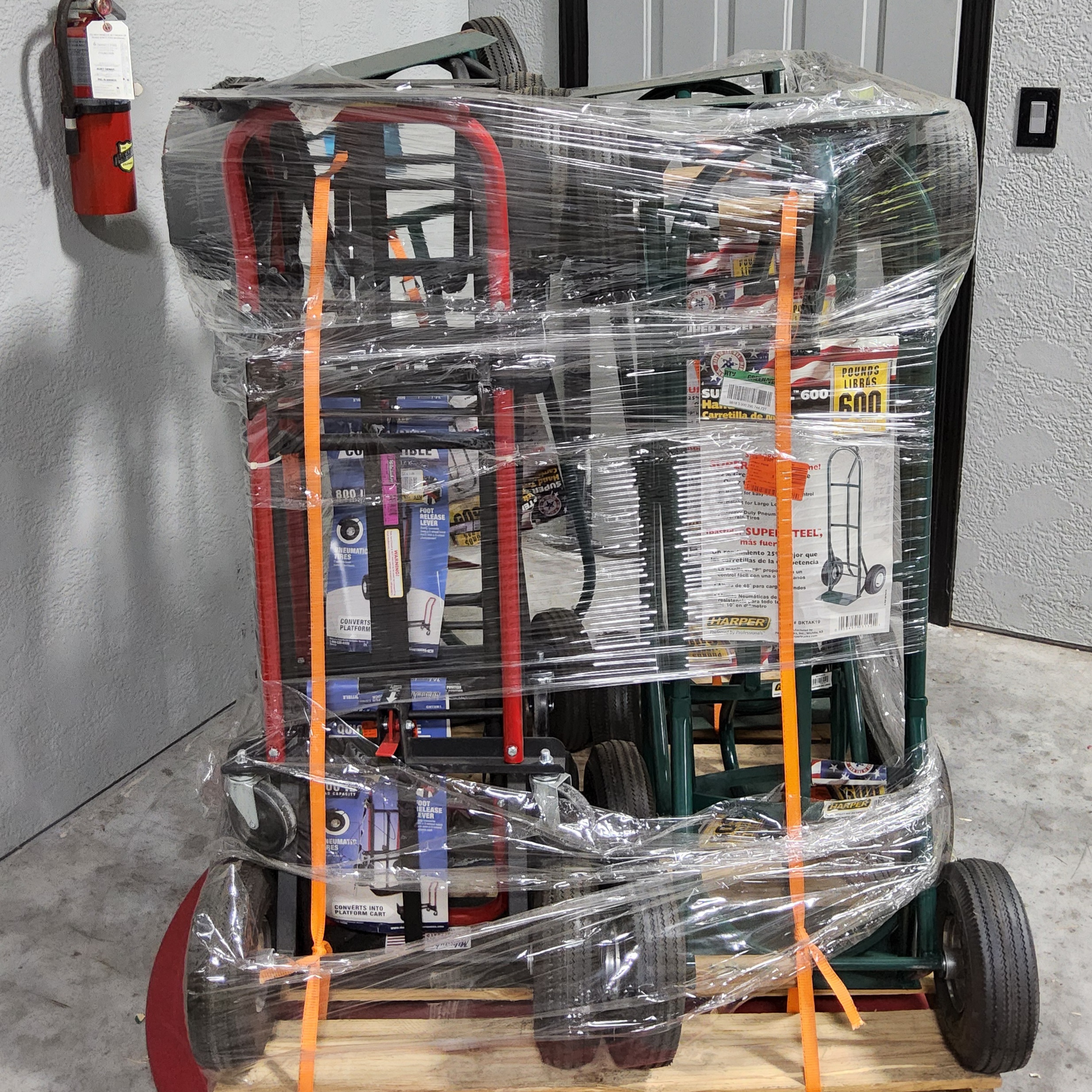 HAND TRUCK (12) PALLET