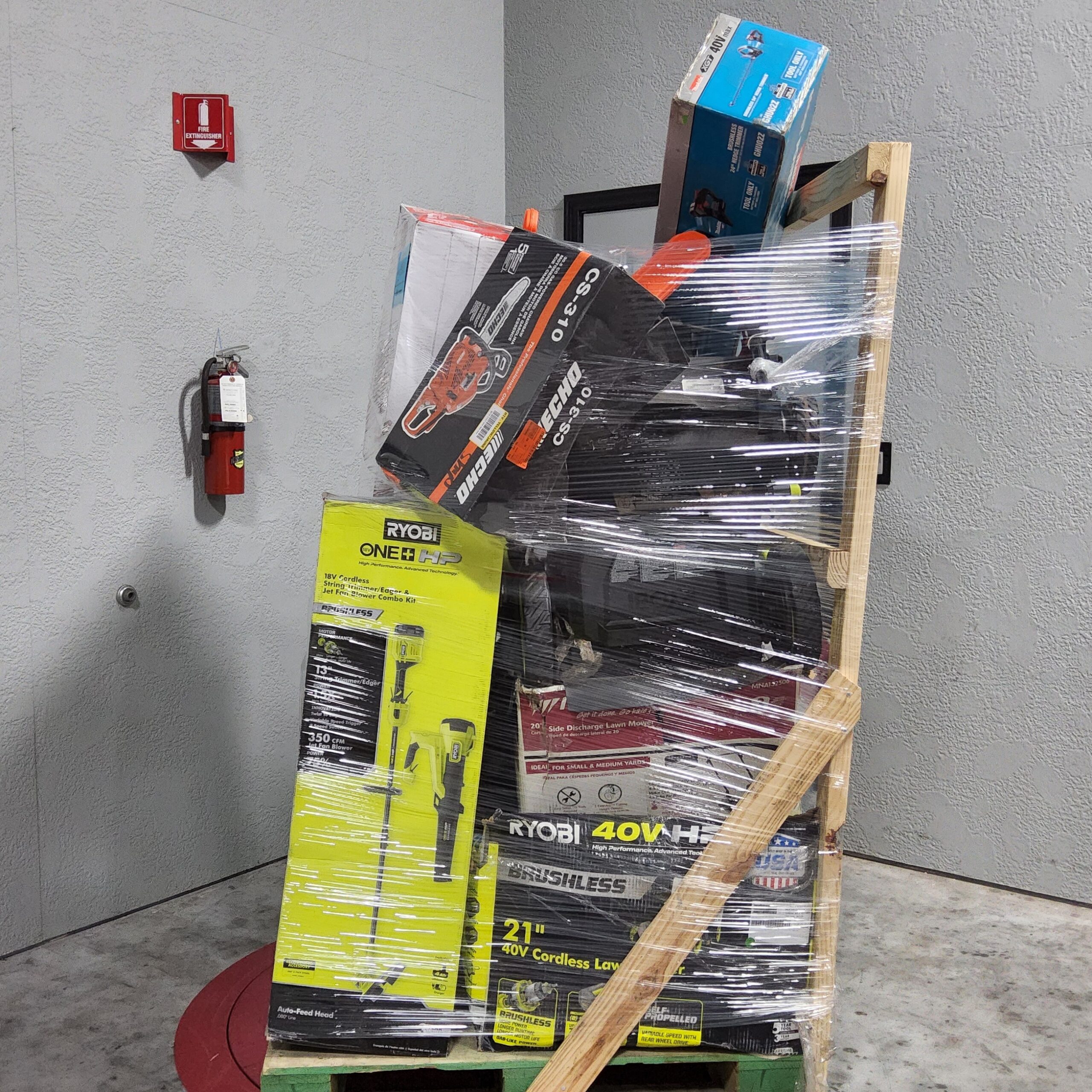 MIXED OUTDOOR POWER EQUIPMENT PALLET